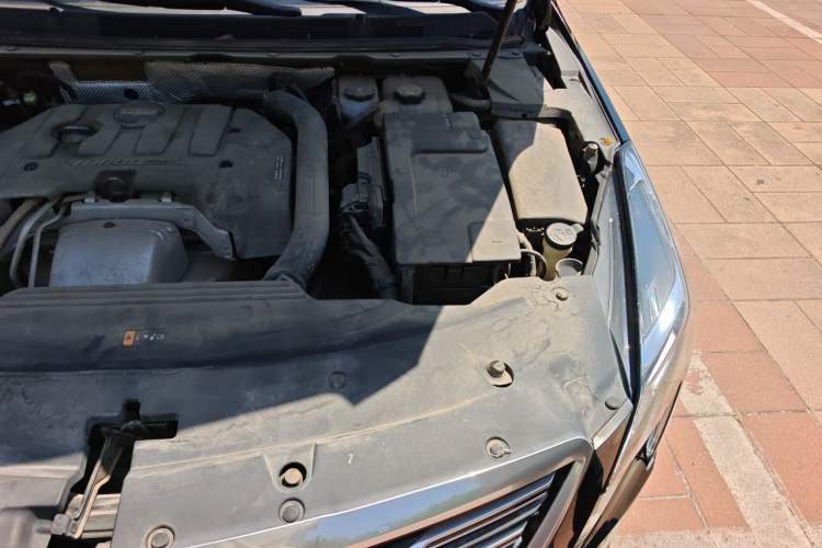 Used Cadillac XTS 2018 28T Elite Edition Engine Bay Left