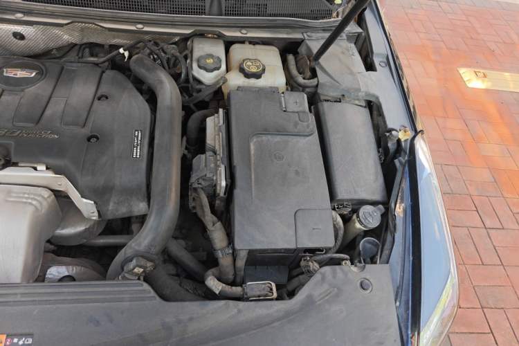 Used Cadillac XTS 2018 28T Elite Edition Engine Bay Left