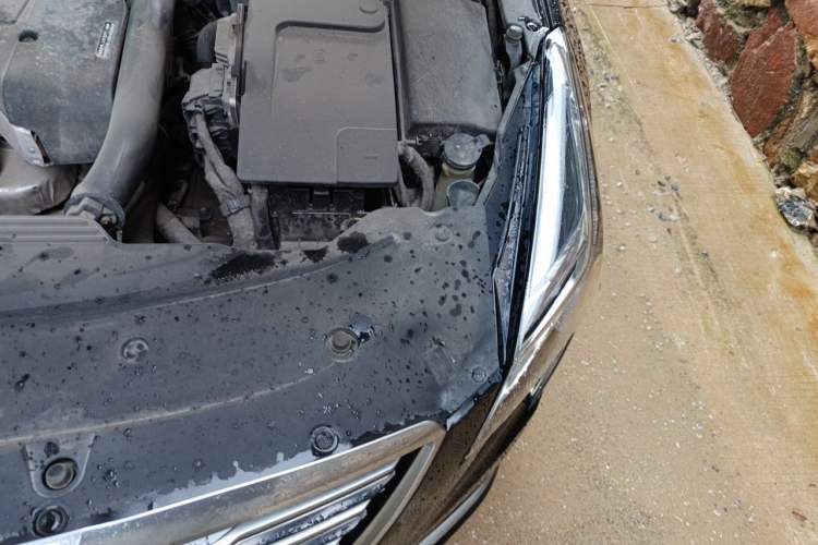 Used Cadillac XTS 2018 28T Tech Edition Engine Bay Left