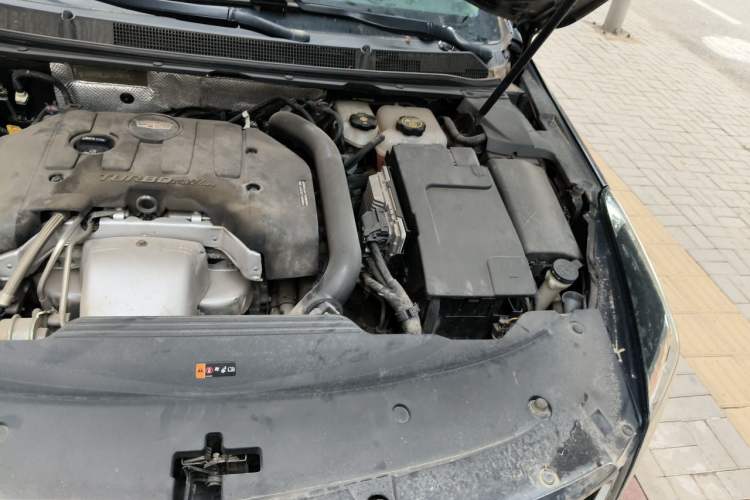 Used Cadillac XTS 2018 28T Luxury Edition Engine Bay Left