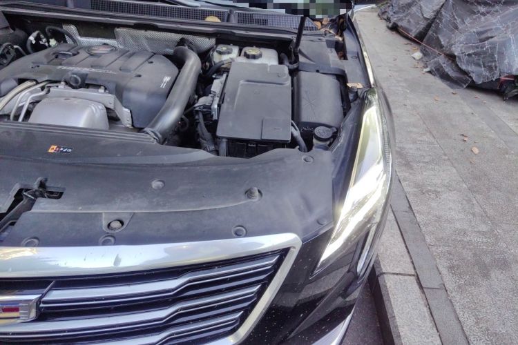 Used Cadillac XTS 2018 28T Tech Edition Engine Bay Left