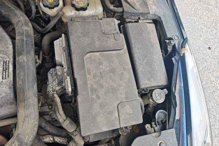 Used Cadillac XTS 2018 28T Tech Edition Engine Bay Left