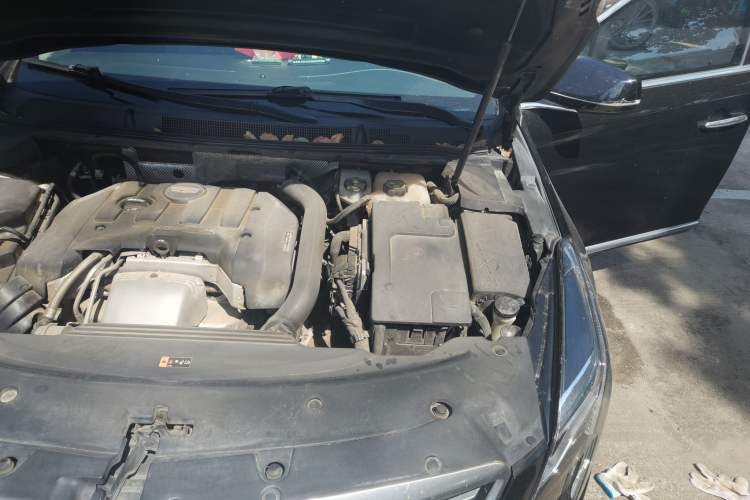 Used Cadillac XTS 2018 28T Elite Edition Engine Bay Left