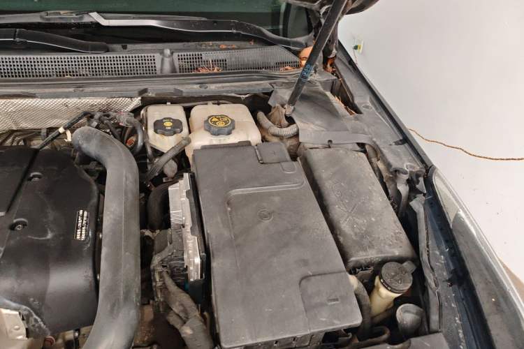 Used Cadillac XTS 2018 28T Elite Edition Engine Bay Left