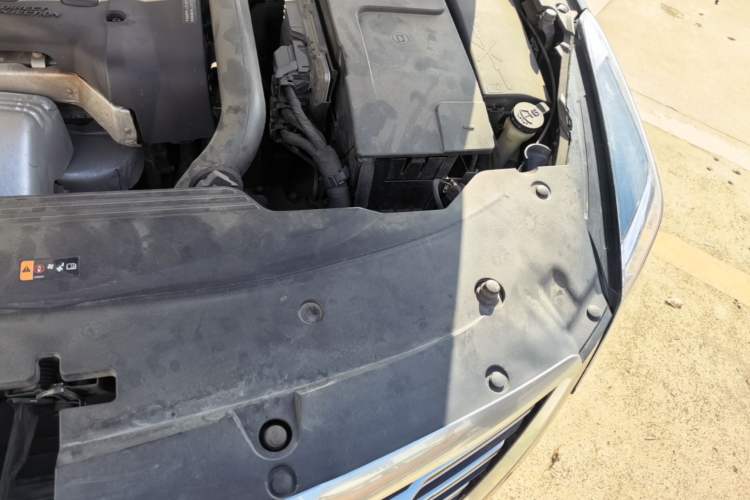 Used Cadillac XTS 2018 28T Elite Edition Engine Bay Left