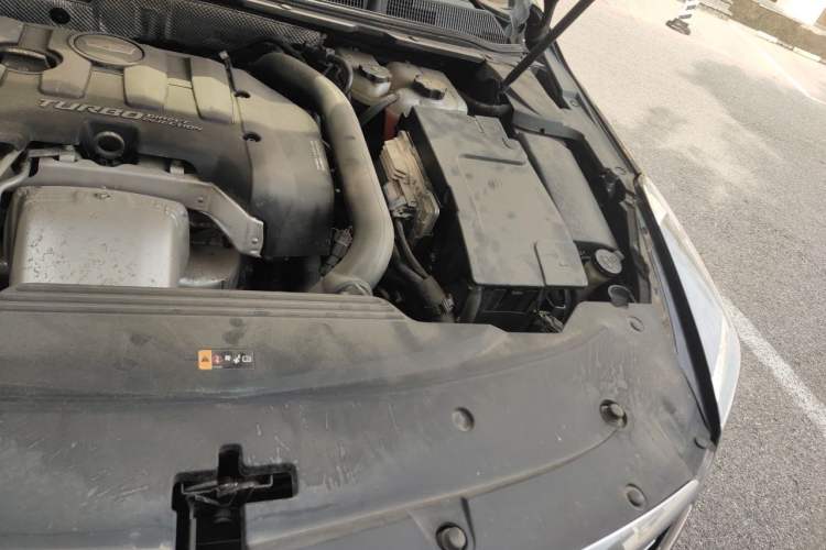 Used Cadillac XTS 2018 28T Tech Edition Engine Bay Left