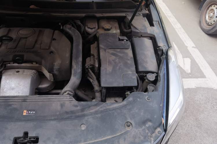Used Cadillac XTS 2018 28T Tech Edition Engine Bay Left