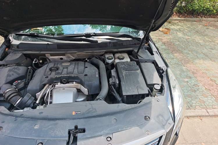 Used Cadillac XTS 2018 28T Elite Edition Engine Bay Left