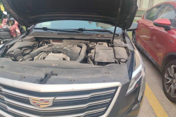 Used Cadillac XTS 2018 28T Elite Edition Engine Bay Left