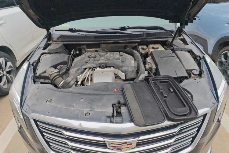 Used Cadillac XTS 2018 28T Elite Edition Engine Bay