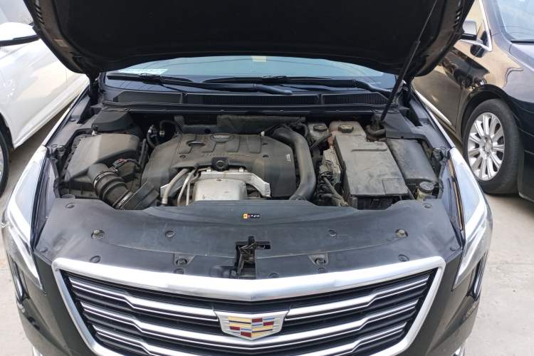 Used Cadillac XTS 2018 28T Elite Edition Engine Bay