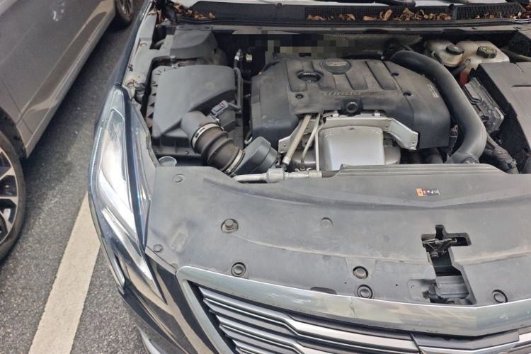 Used Cadillac XTS 2018 28T Elite Edition Engine Bay Right