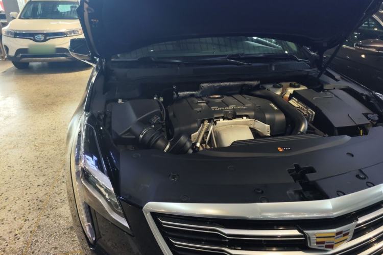 Used Cadillac XTS 2018 28T Tech Edition Engine Bay Right