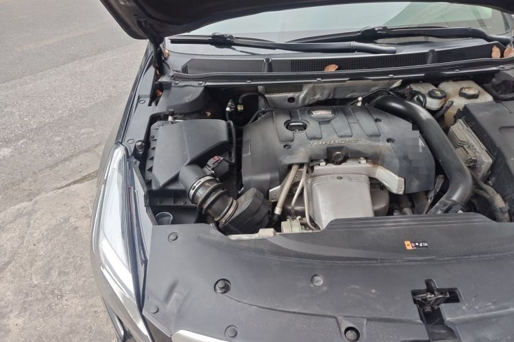 Used Cadillac XTS 2018 28T Elite Edition Engine Bay Right