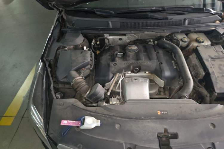 Used Cadillac XTS 2018 28T Tech Edition Engine Bay Right