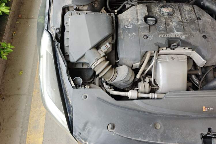 Used Cadillac XTS 2018 28T Elite Edition Engine Bay Right