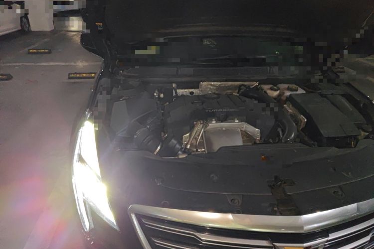 Used Cadillac XTS 2018 28T Tech Edition Engine Bay Right