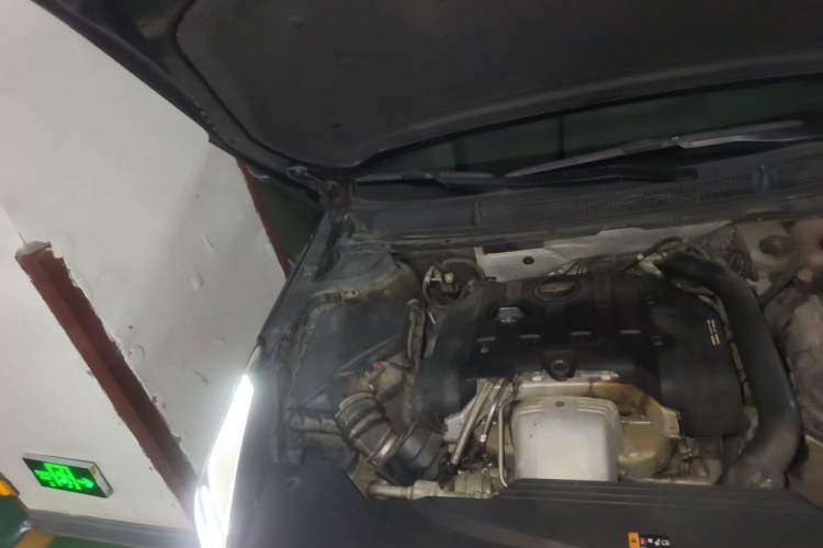 Used Cadillac XTS 2018 28T Tech Edition Engine Bay Right
