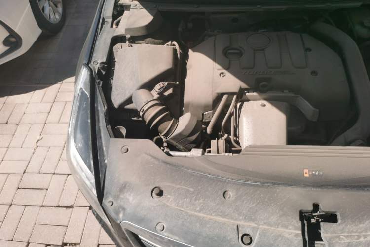 Used Cadillac XTS 2018 28T Tech Edition Engine Bay Right