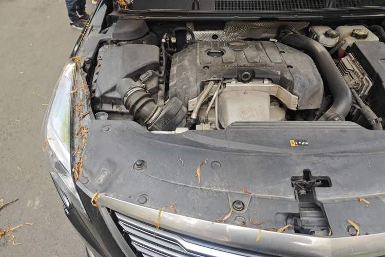 Used Cadillac XTS 2018 28T Elite Edition Engine Bay Right