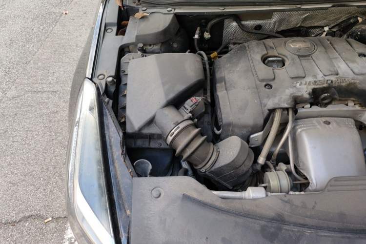 Used Cadillac XTS 2018 28T Tech Edition Engine Bay Right