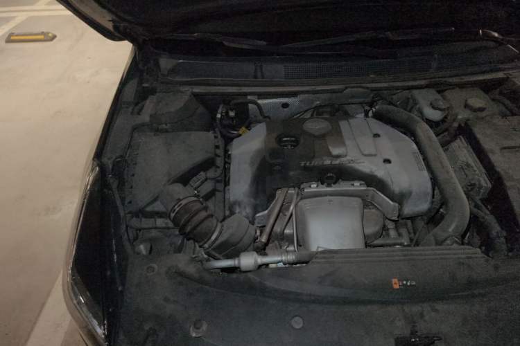 Used Cadillac XTS 2018 28T Elite Edition Engine Bay Right