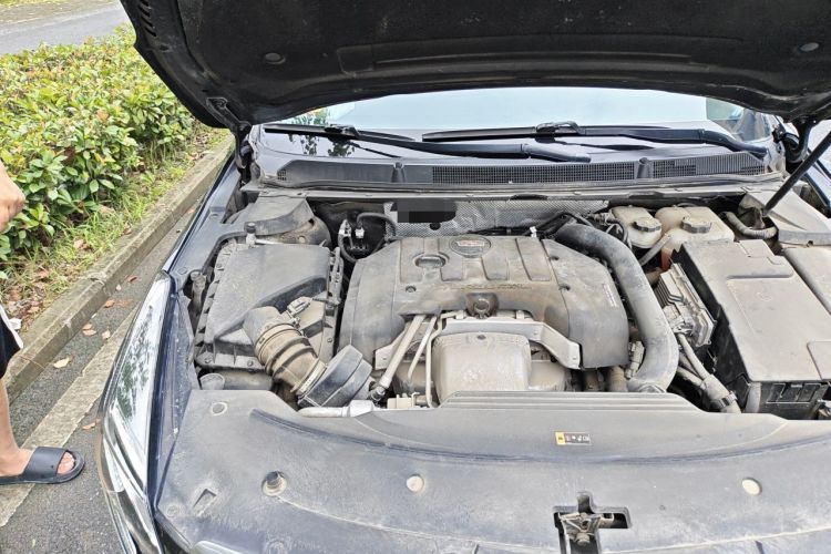 Used Cadillac XTS 2018 28T Tech Edition Engine Bay Right