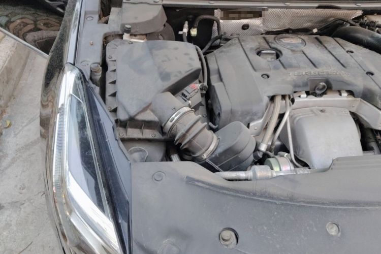 Used Cadillac XTS 2018 28T Elite Edition Engine Bay Right
