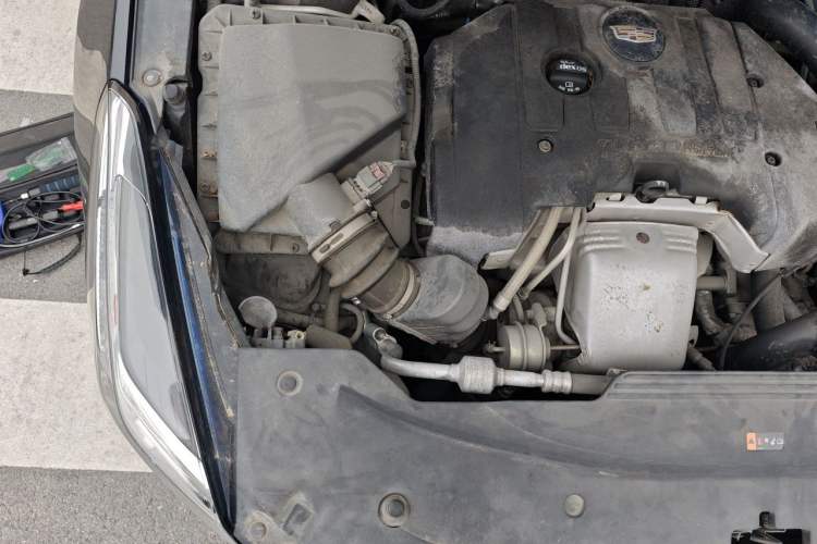 Used Cadillac XTS 2018 28T Elite Edition Engine Bay Right