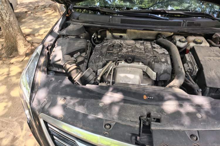 Used Cadillac XTS 2018 28T Tech Edition Engine Bay Right
