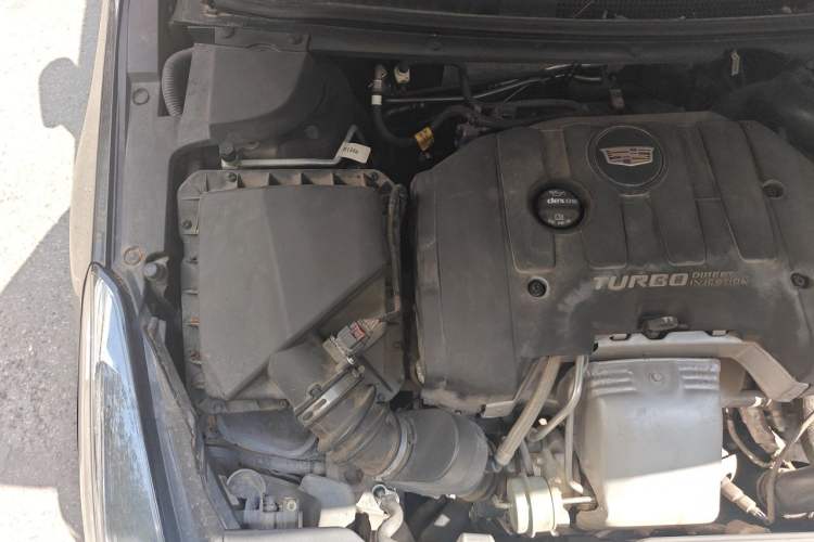 Used Cadillac XTS 2018 28T Elite Edition Engine Bay Right