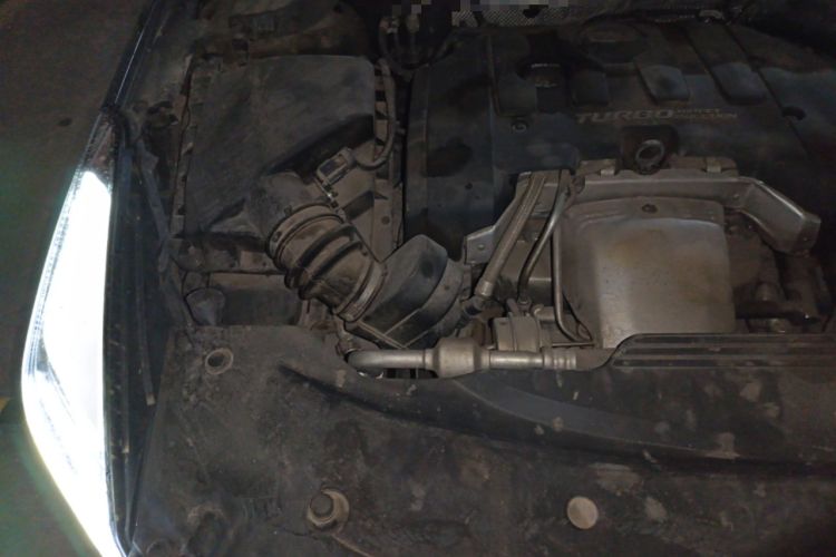 Used Cadillac XTS 2018 28T Elite Edition Engine Bay Right