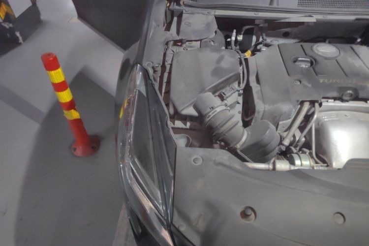 Used Cadillac XTS 2018 28T Tech Edition Engine Bay Right
