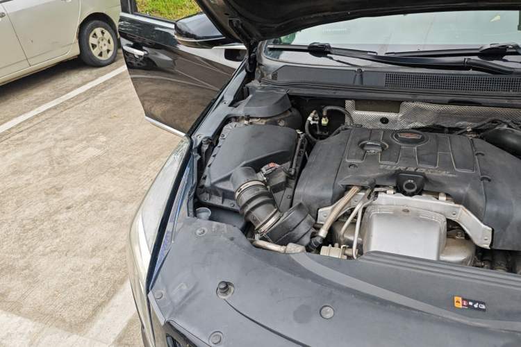 Used Cadillac XTS 2018 28T Elite Edition Engine Bay Right