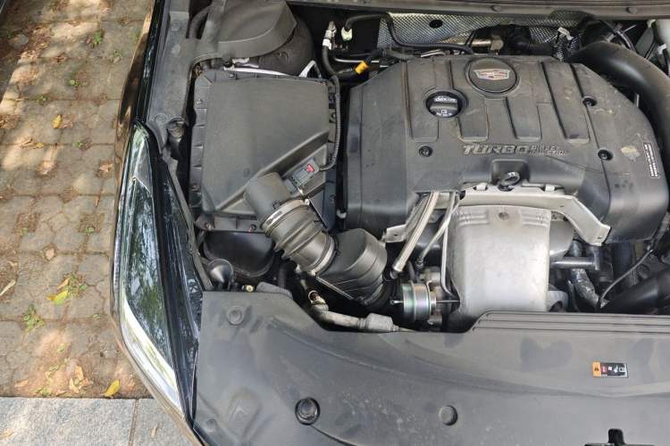 Used Cadillac XTS 2018 28T Elite Edition Engine Bay Right