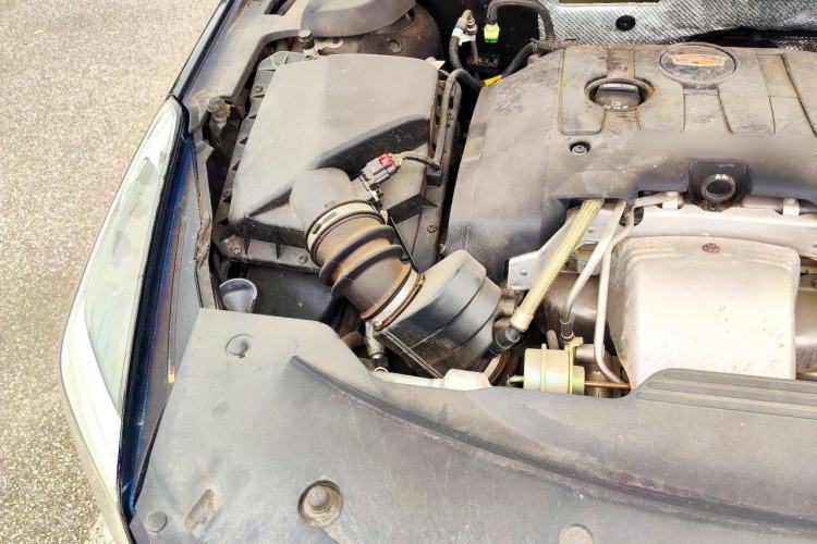 Used Cadillac XTS 2018 28T Elite Edition Engine Bay Right