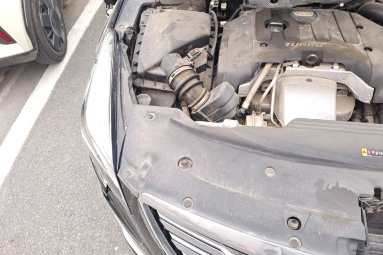 Used Cadillac XTS 2018 28T Elite Edition Engine Bay Right