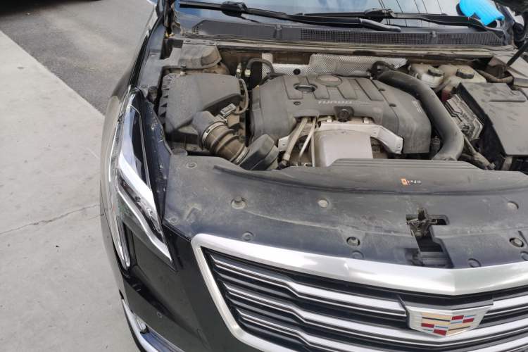 Used Cadillac XTS 2018 28T Elite Edition Engine Bay Right