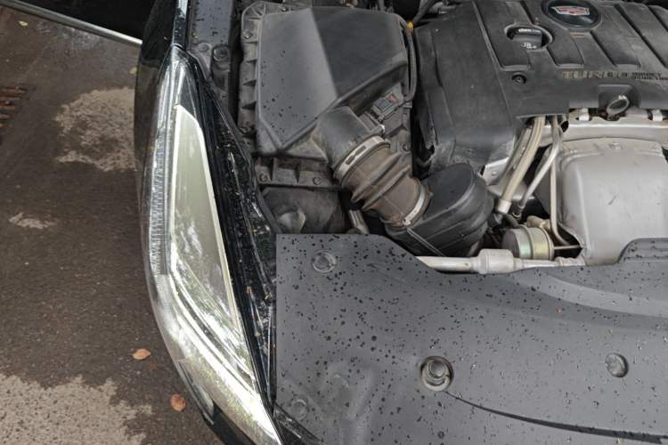 Used Cadillac XTS 2018 28T Tech Edition Engine Bay Right