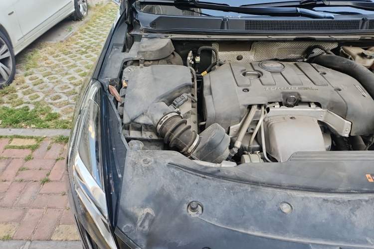 Used Cadillac XTS 2018 28T Tech Edition Engine Bay Right