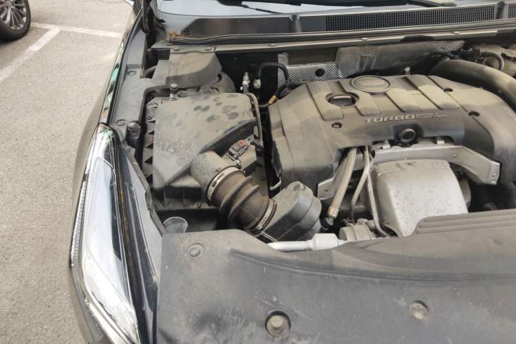 Used Cadillac XTS 2018 28T Tech Edition Engine Bay Right