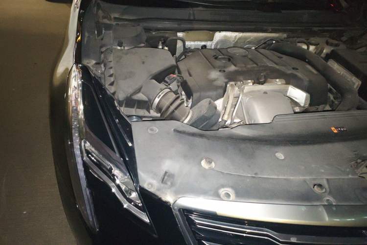 Used Cadillac XTS 2018 28T Tech Edition Engine Bay Right