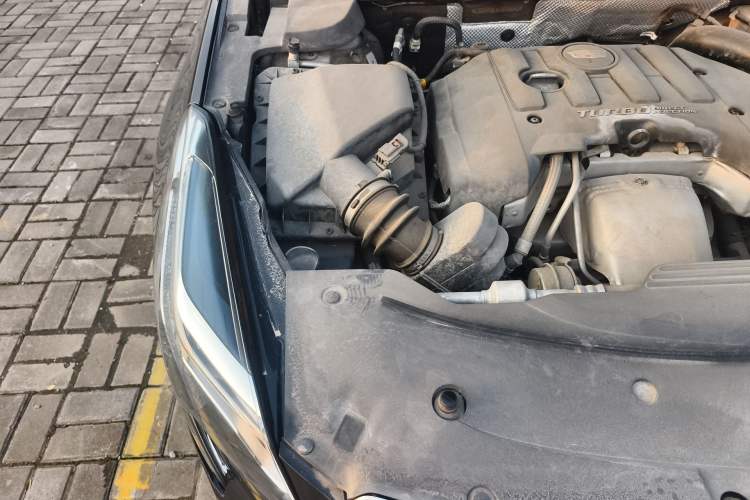 Used Cadillac XTS 2018 28T Tech Edition Engine Bay Right