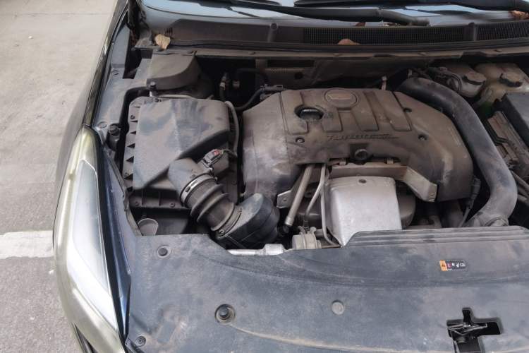Used Cadillac XTS 2018 28T Tech Edition Engine Bay Right