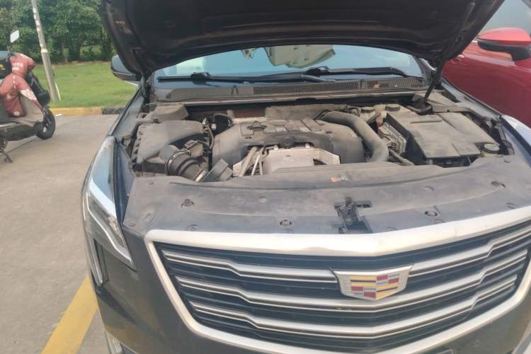 Used Cadillac XTS 2018 28T Elite Edition Engine Bay Right