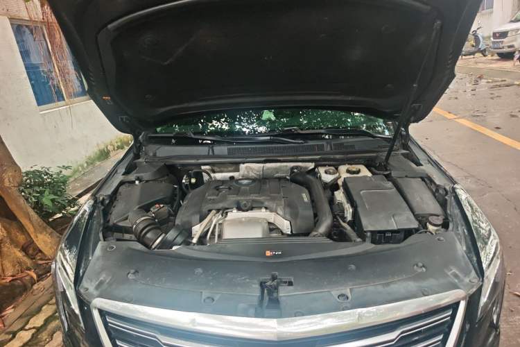 Used Cadillac XTS 2018 28T Elite Edition Engine Bay