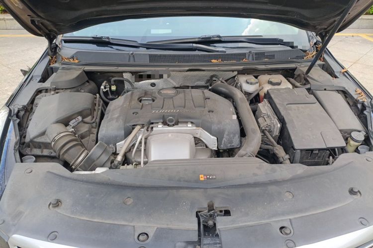 Used Cadillac XTS 2018 28T Elite Edition Engine Bay