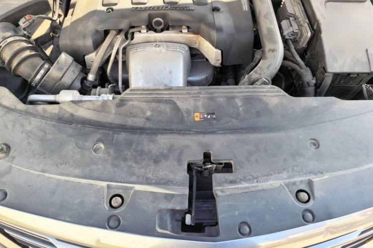 Used Cadillac XTS 2018 28T Elite Edition Engine Bay