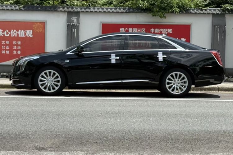 Used Cadillac XTS 2018 28T Tech Edition Exterior 1