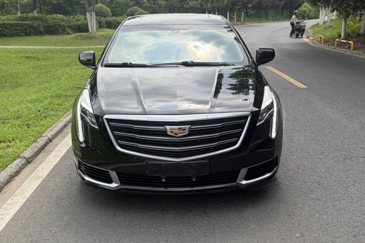 Used Cadillac XTS 2018 28T Tech Edition Exterior 10